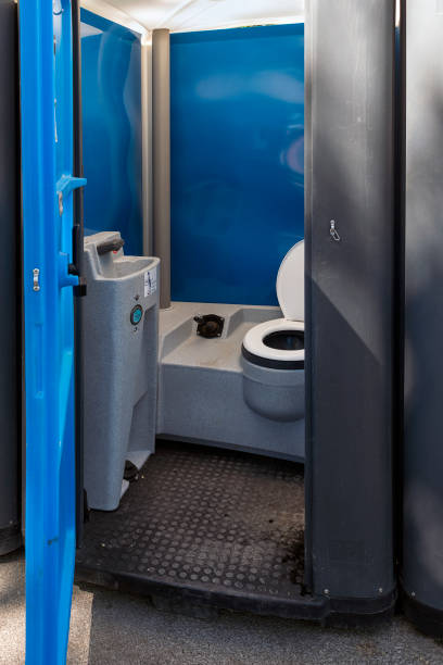 Affordable portable toilet rental in Lawrence, IN